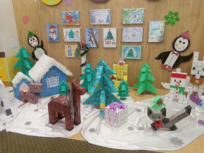 Совместная выставка новогодних композиций "Новогодний переполох инженерных идей из Йохо-кубов"